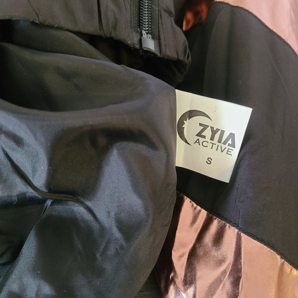 Zyia Pink Shine Rose Gold Metallic Block Jacket Size S - Picture 5 of 7